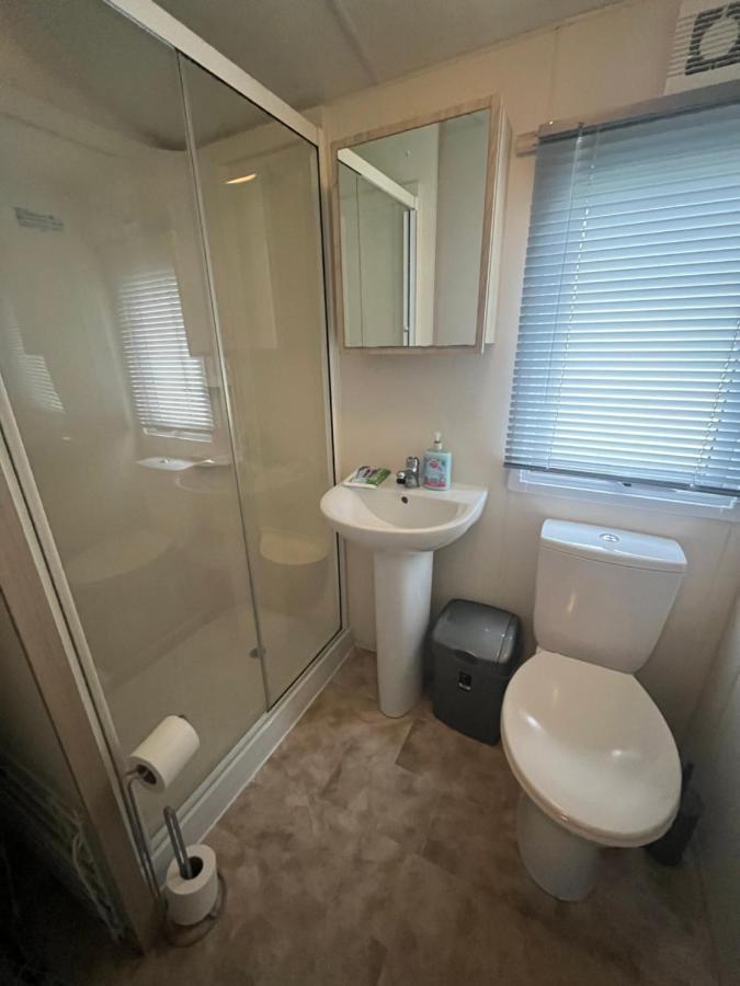 Ormesby 8, Haven Holiday Park, Caister - Four Bedroom, Sleeps 8, Pets Welcome - 2 Minutes From The Beach! 그레이트야머스 외부 사진